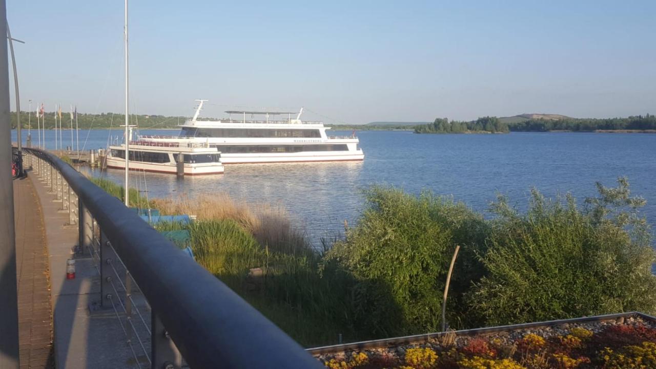 Pool & Lake Holiday Home Markkleeberg Exterior foto
