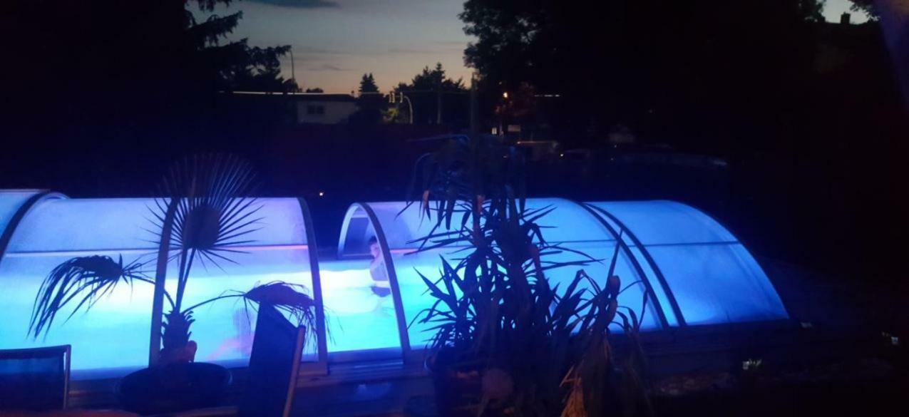Pool & Lake Holiday Home Markkleeberg Exterior foto